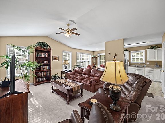 4th image of 113 Wellspring Dr