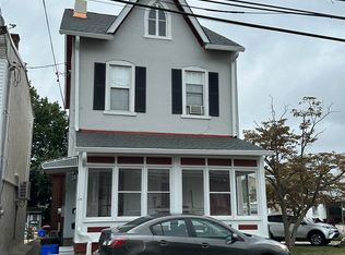 461 Martin St, Philadelphia, PA 19128
