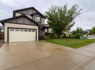 4406 E Sundance Dr, Coalhurst, AB T0L0V2
