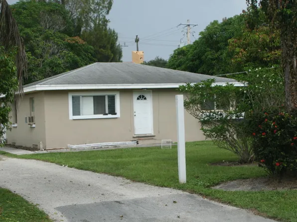 4551 Perth Rd, West Palm Beach, FL 33415