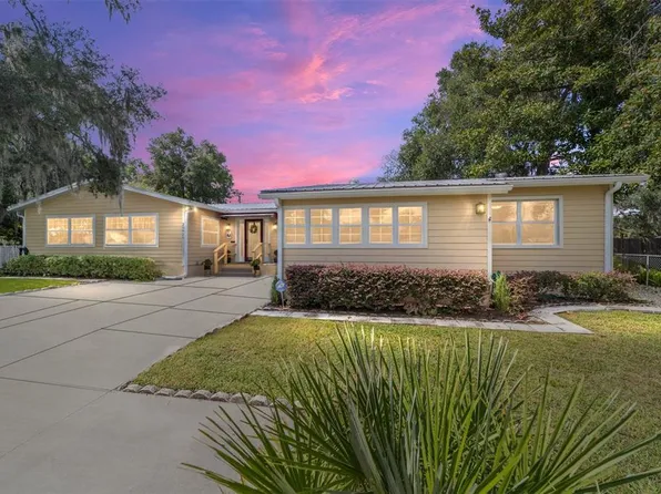 20925 River Dr, Dunnellon, FL 34431