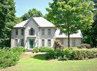 8620 Haven Wood Trl, Roswell, GA 30076