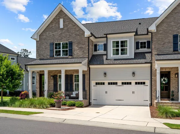 1103 Laurelwood Dr, Durham, NC 27705