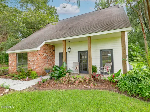 308 Burdin Rd, Lafayette, LA 70508