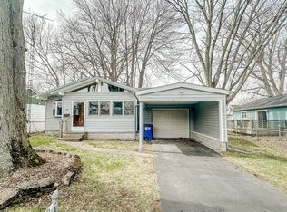 5617 Fenwick Dr, Toledo, OH 43623