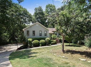 615 Laurel Rdg, Woodstock, GA 30188