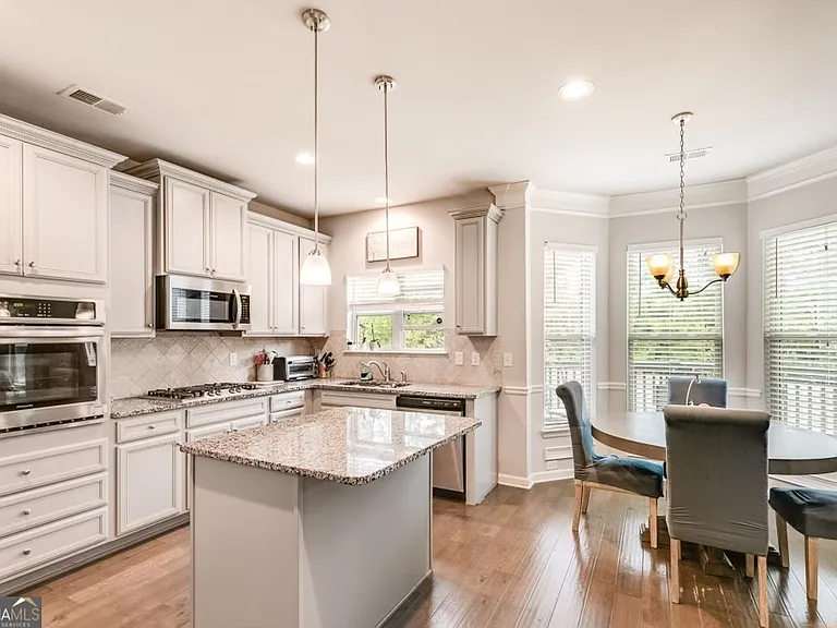 365 Granite Way — Photo 3