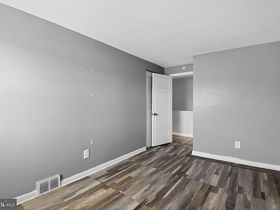 4th image of 4026 Gideon Rd