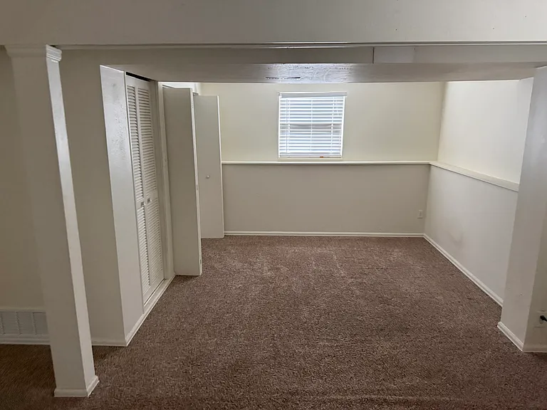 1340 Fresno Ct — Photo 8