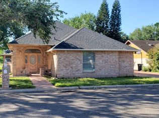 1813 Meadow View Dr, Mission, TX 78572