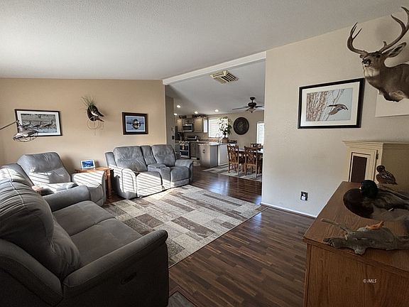 2nd image of 37 Marianne Way