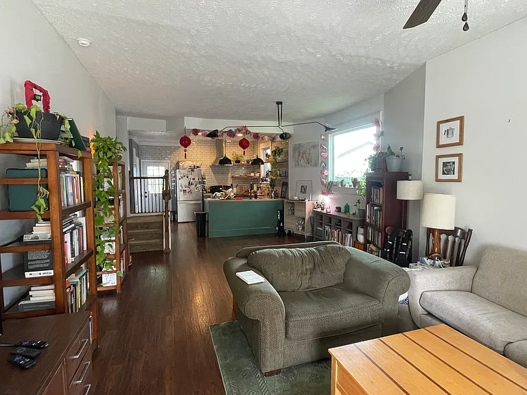 1210 Joseph Ave — Photo 2