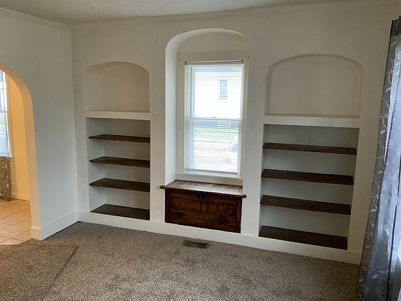 5th image of 946 S 32nd St