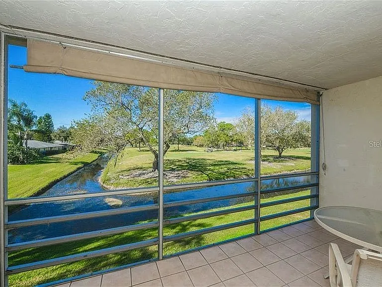 7880 Palm Aire Ln #201 — Photo 11