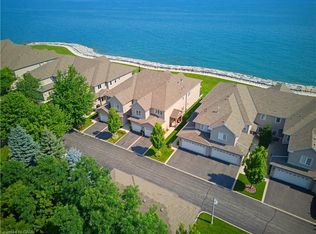484 Millen Rd #15, Hamilton, ON L8E6G4
