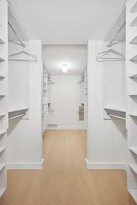 Sold by Hauseit LLC | media 7