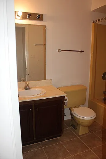 409 Kiowa Dr #202 — Photo 8