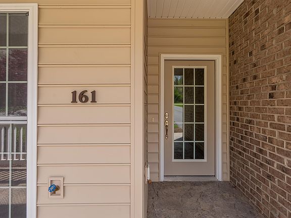 5th image of 161 Walters Dr NW