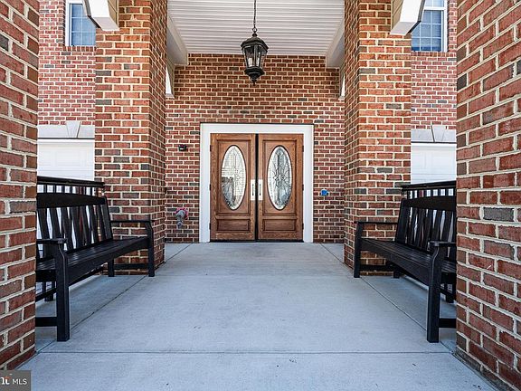 3rd image of 7335 Brookview Rd Unit 104