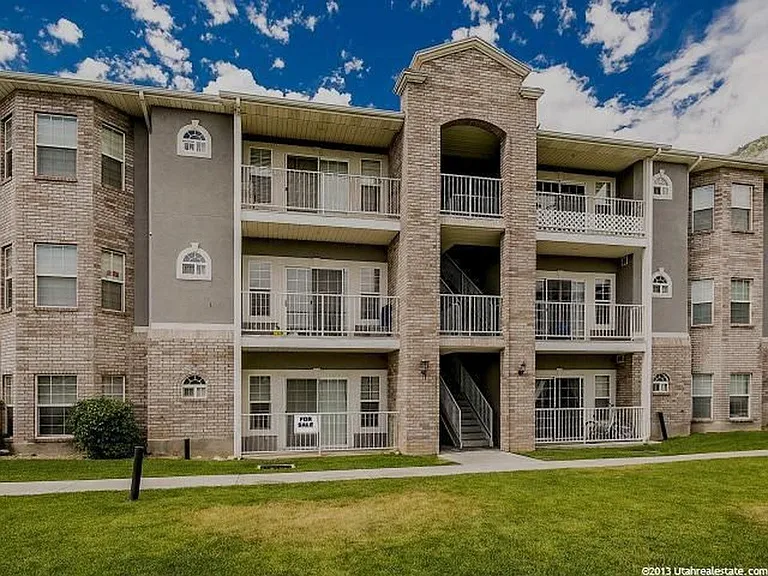 364 N Seven Peaks Blvd #128 — Photo 1