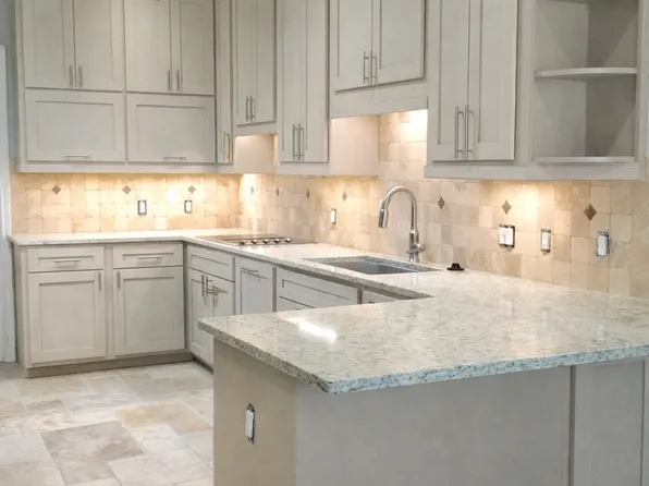 153 Sage Rd, Houston, TX 77056