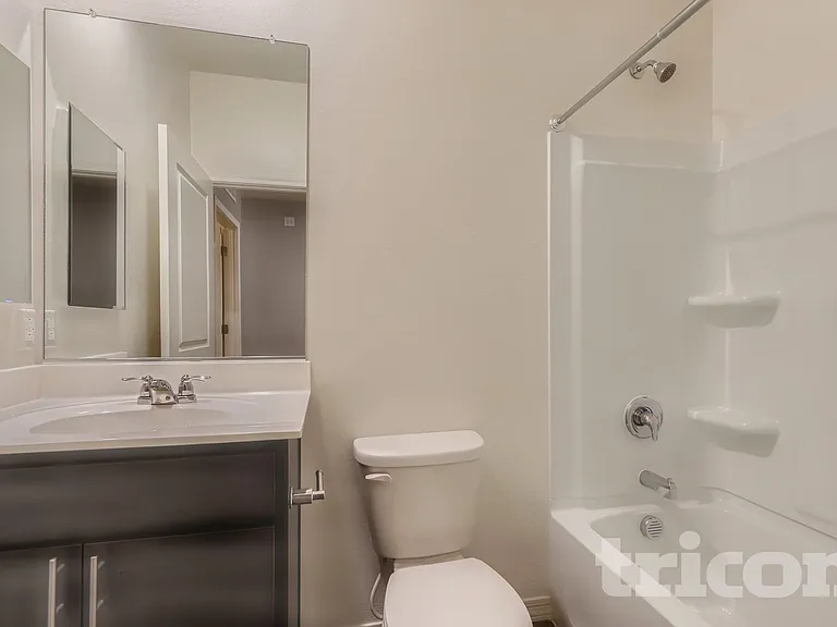 5882 N 195th Dr — Photo 11