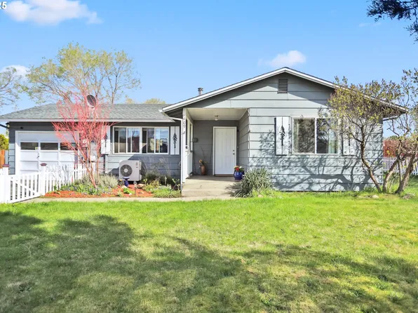 409 3rd Ave, Dallesport, WA 98617
