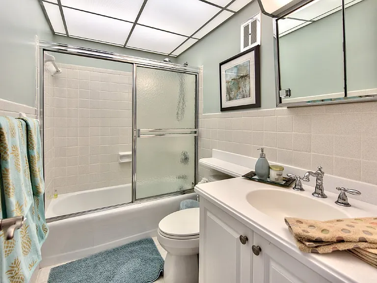 2121 Gulf Shore Blvd N #503 — Photo 9