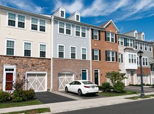 104 Waypoint Dr #1205, Eatontown, NJ 07724