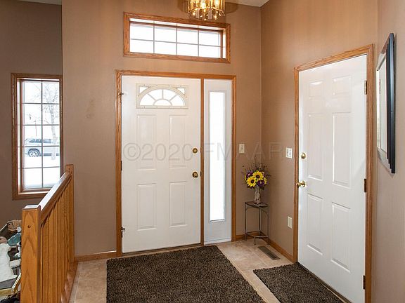 3rd image of 1613 Ash Pl