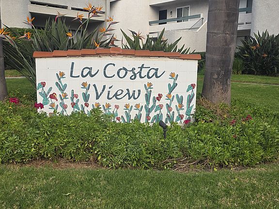 La Coasta Neighborhood (highly desirable)