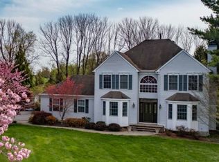 9 Dalrymple Way, Frenchtown, NJ 08825