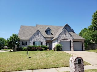 404 S 63rd St, Broken Arrow, OK 74014
