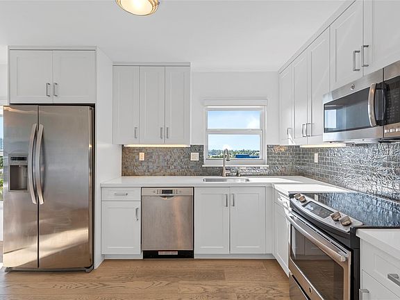 2nd image of 3850 Galt Ocean Dr APT 606