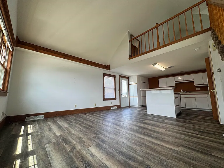 208 W Main St #208 — Photo 2