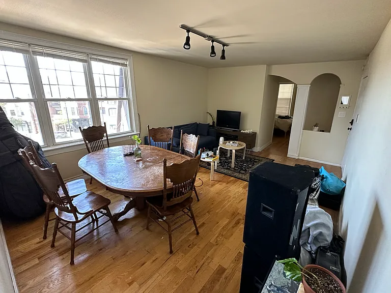 2711 N Kenmore Ave — Photo 15