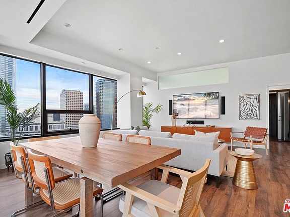 4th image of 1100 Wilshire Blvd APT 2406