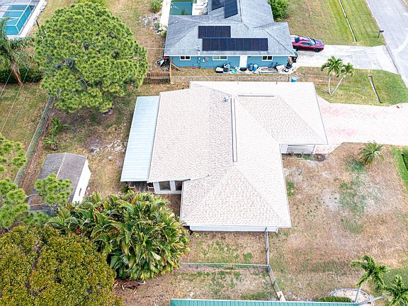 5th image of 1114 SW Irving Street