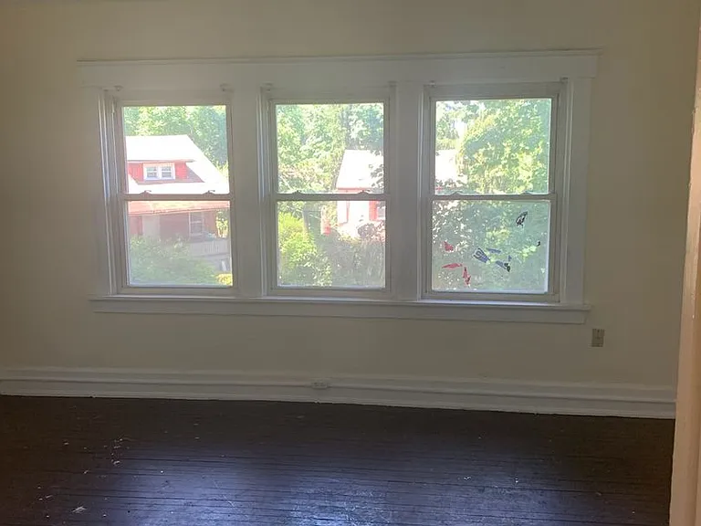 21 Clinton Springs Ln — Photo 11