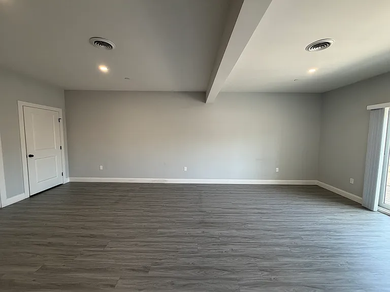 255 Washington Ave #31 — Photo 5