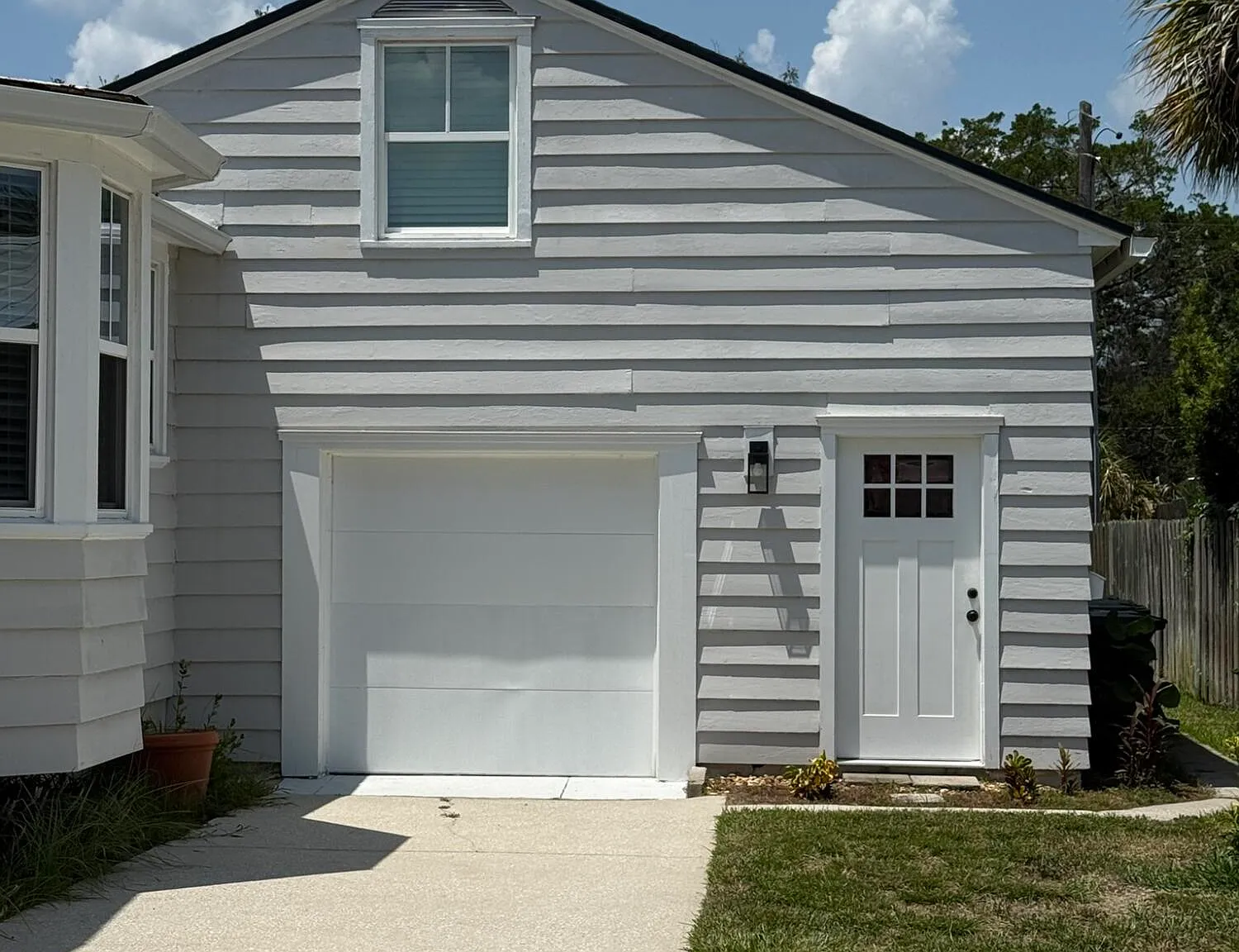 1 bed, 1.0 bath, 650 sqft, $2,000 — Photo 1