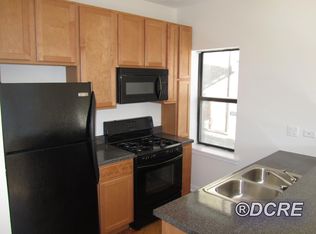 1514 W Howard St APT 2E, Chicago, IL 60626