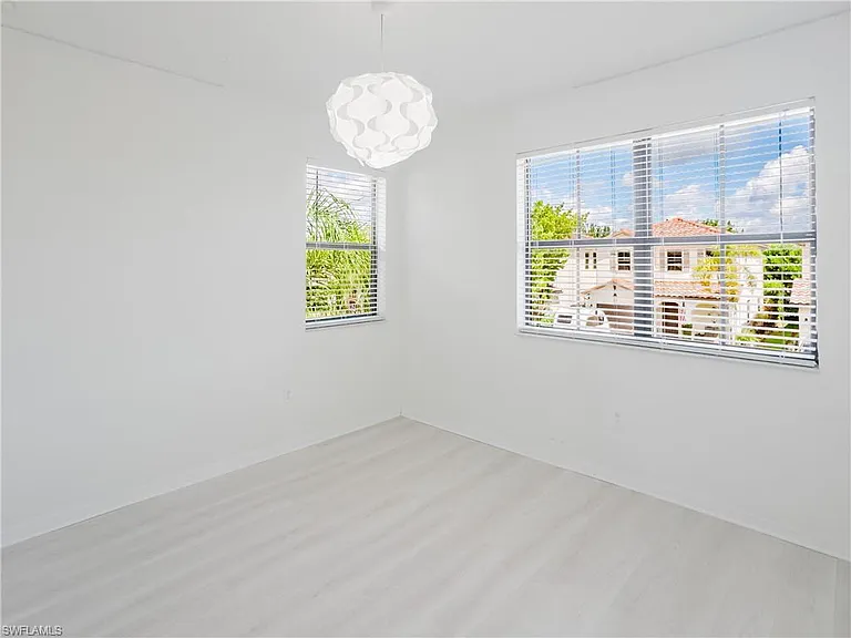 5360 Brin Way — Photo 12