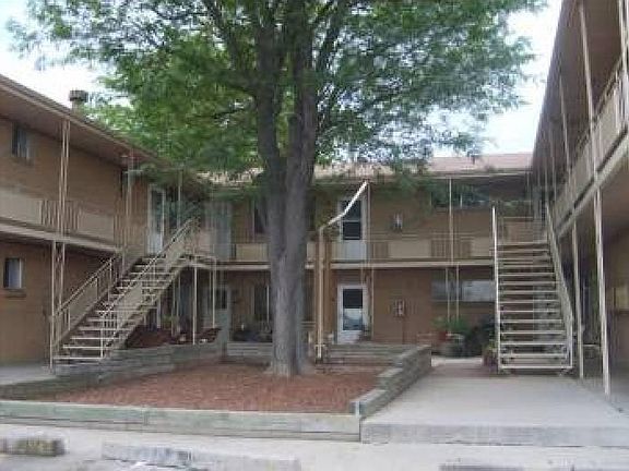 2nd image of 3042 W Colorado Ave
