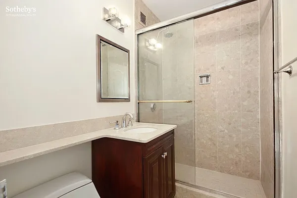 Rented by Sotheby's International Realty | media 37