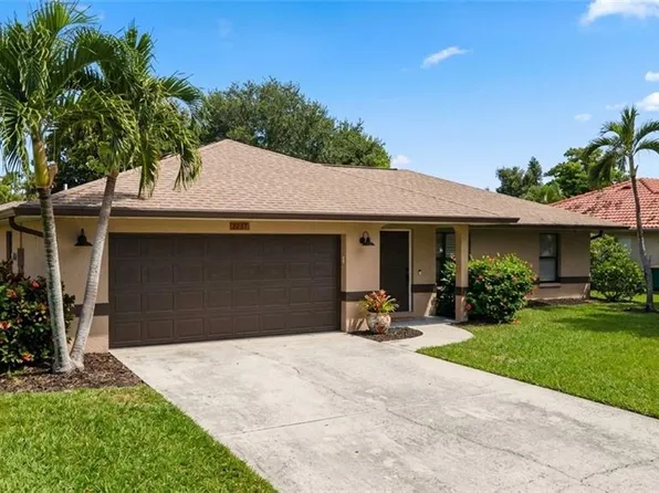 2237 River Reach DR, NAPLES, FL 34104