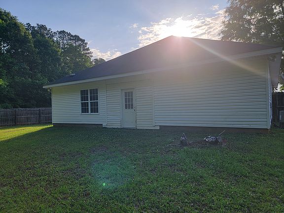 5th image of 935 Boulder Ln
