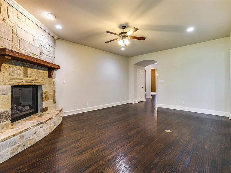 419 Rio Grande Dr — Photo 4