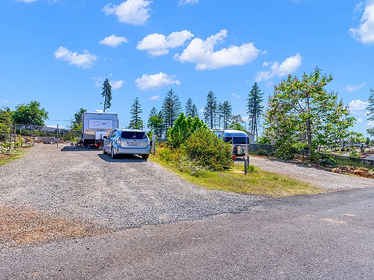 1080 Pearson Rd #1 — Photo 11
