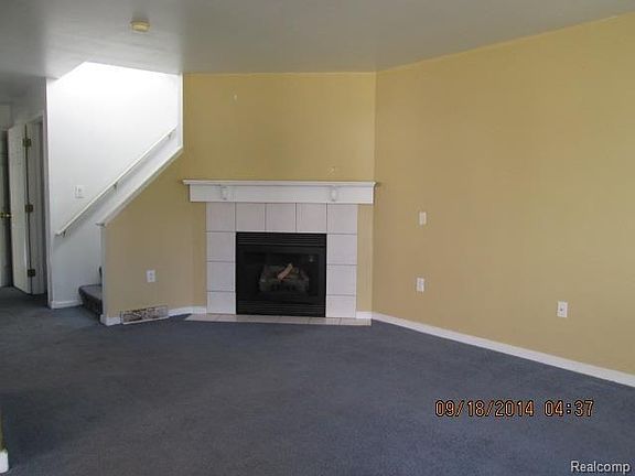 4th image of 344 E Columbia Ave